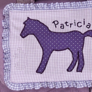 Preview: Kindergartentasche Pferd flieder mit Name