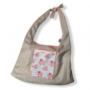 Umhängetasche grau gestreift mit Rosen